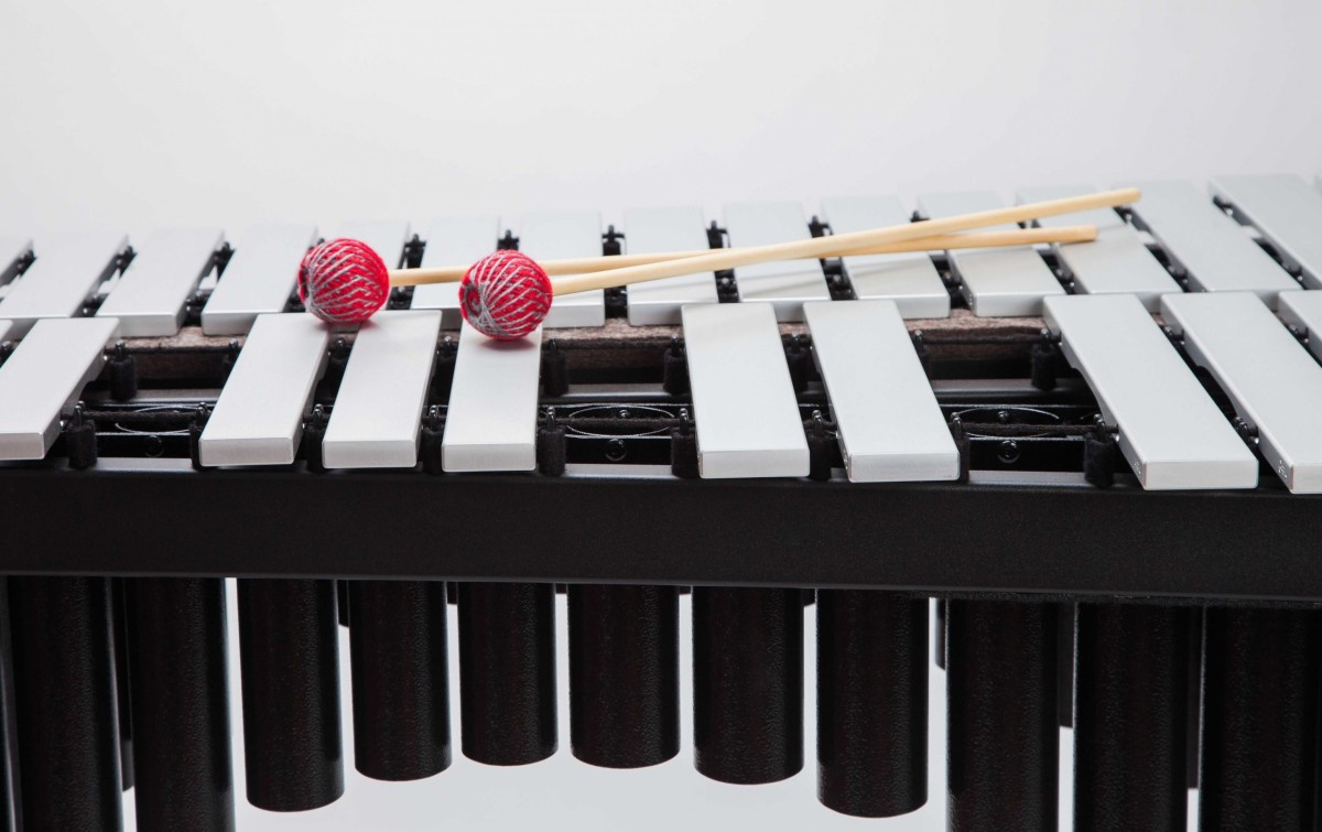 One Vibe: 3 oct Silver Bar Vibraphone (no motor)